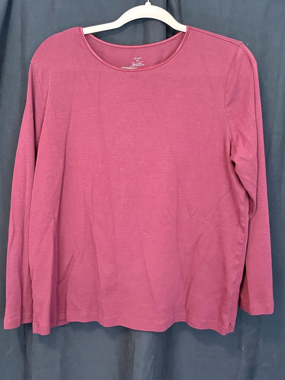 Women’s CJ Banks Plus Size burgundy/maroon long-sleeve knit top. Sz. 1x.